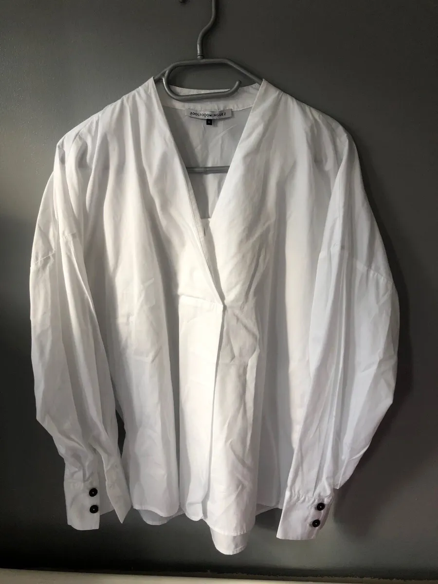 Ladies stunning loose shirt size M €10 - Image 1