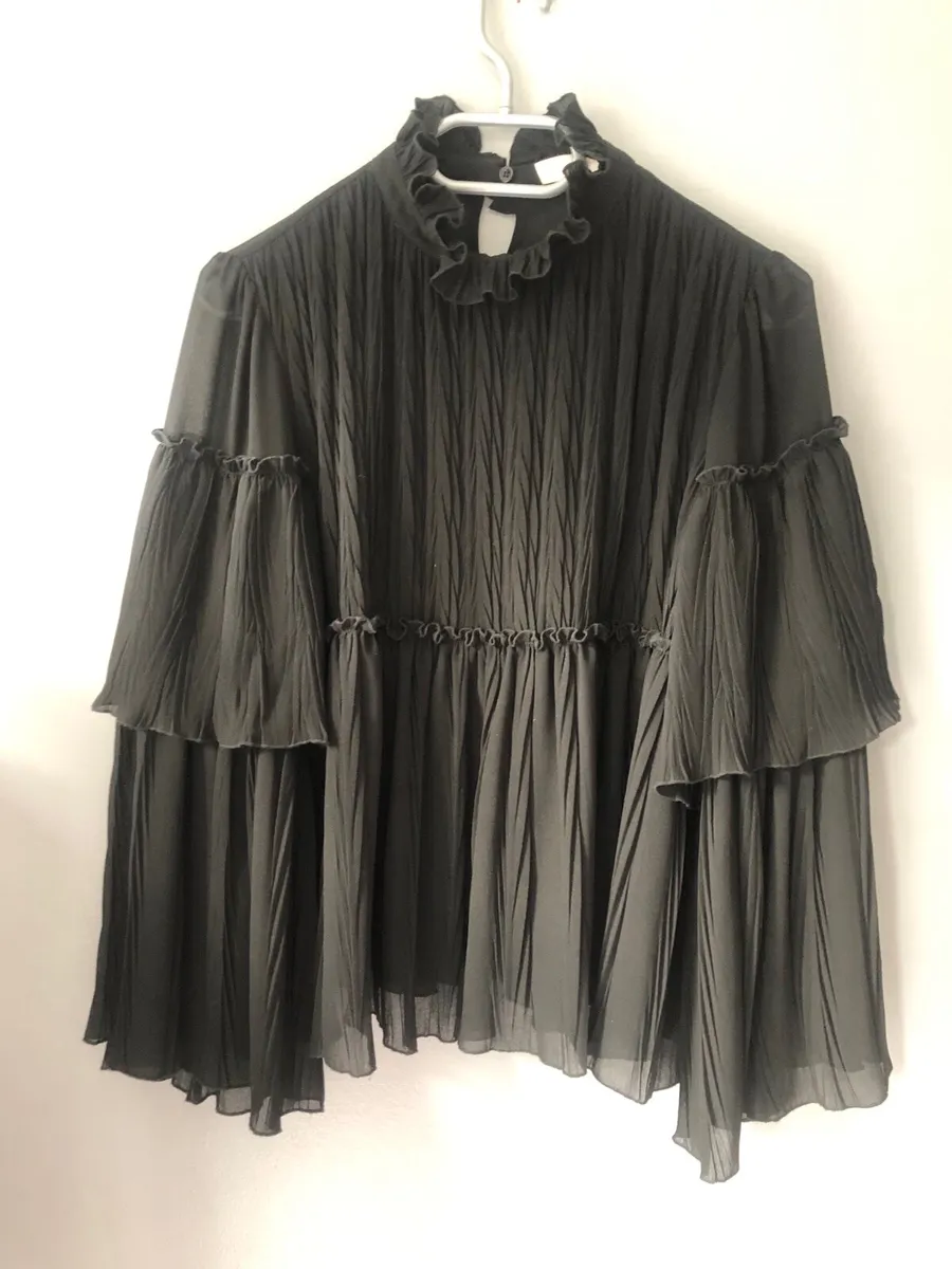 Ladies stunning blouse size 38 €10 - Image 1