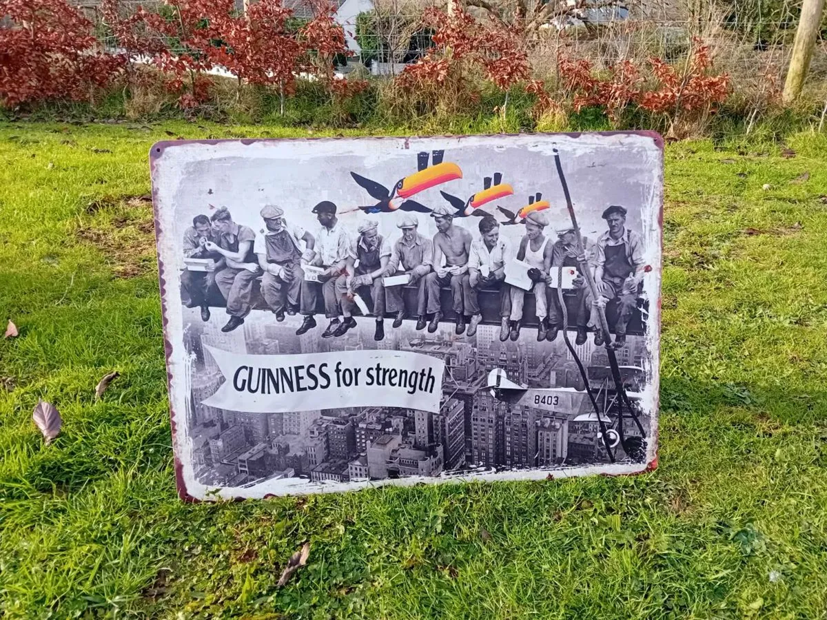 Guinness New York Skyline Tin Sign - Image 1