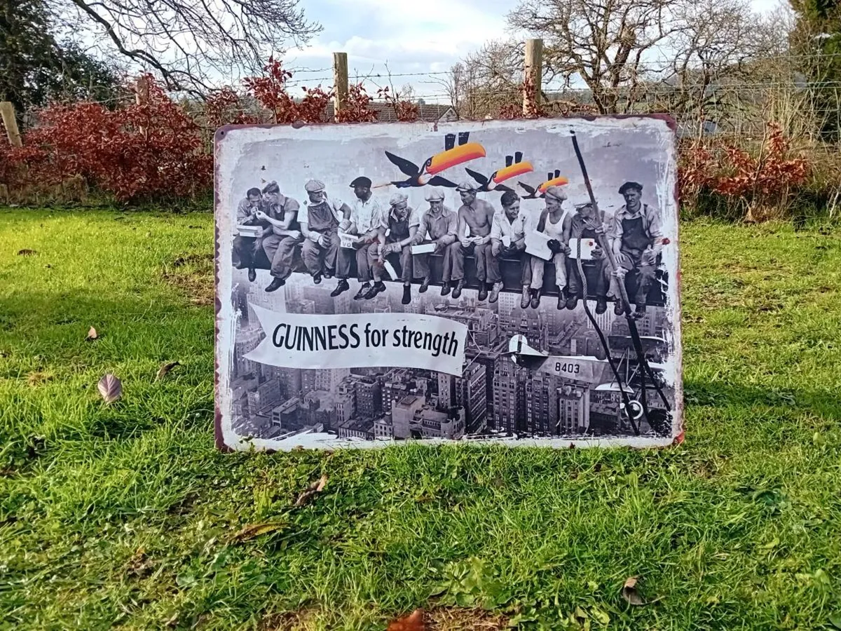 Guinness New York Skyline Tin Sign - Image 3