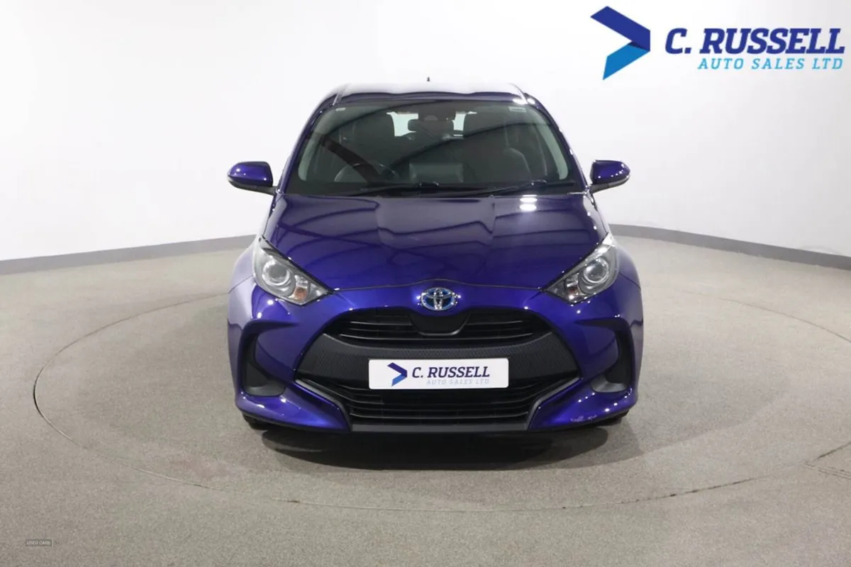 Toyota Yaris Hatchback - Image 2