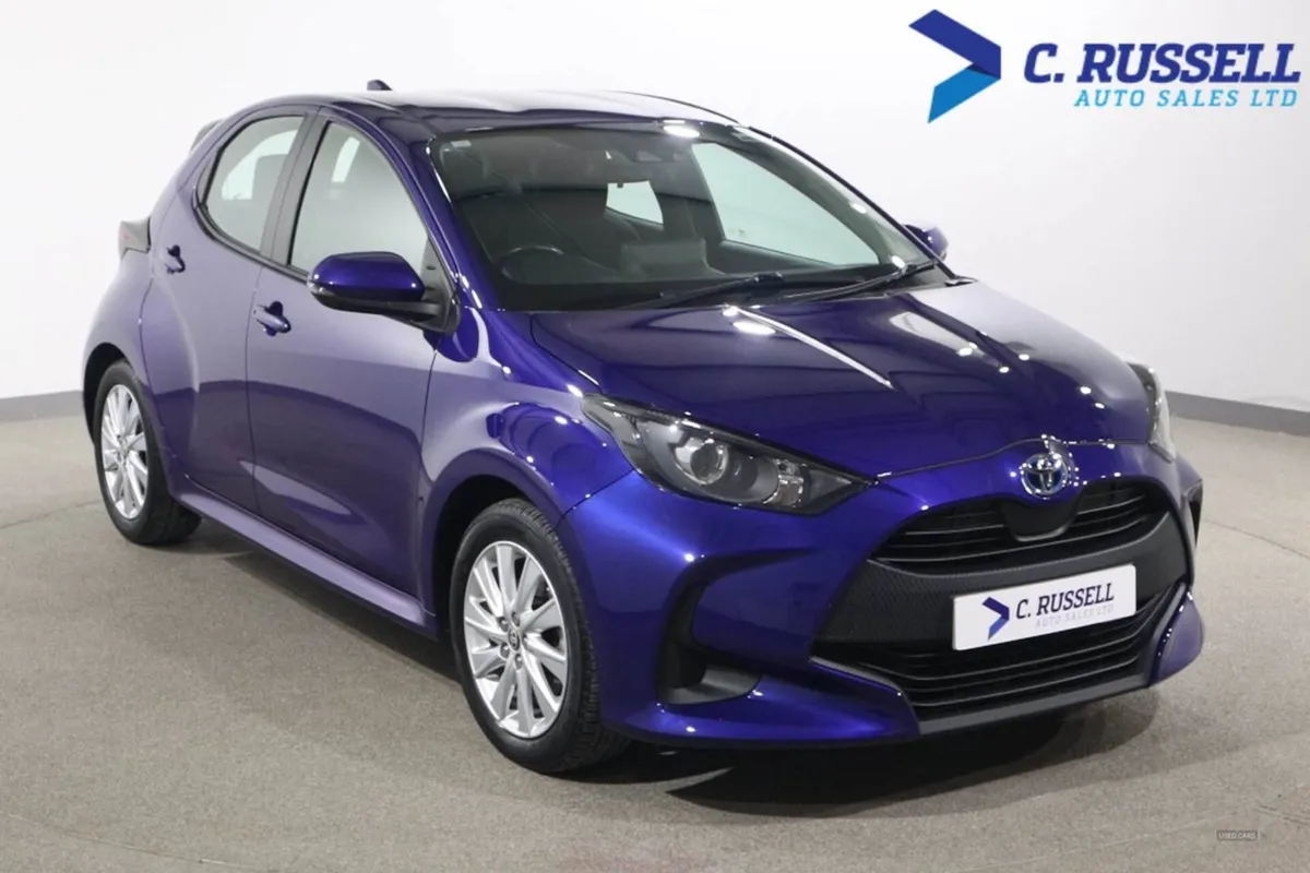 Toyota Yaris Hatchback - Image 3