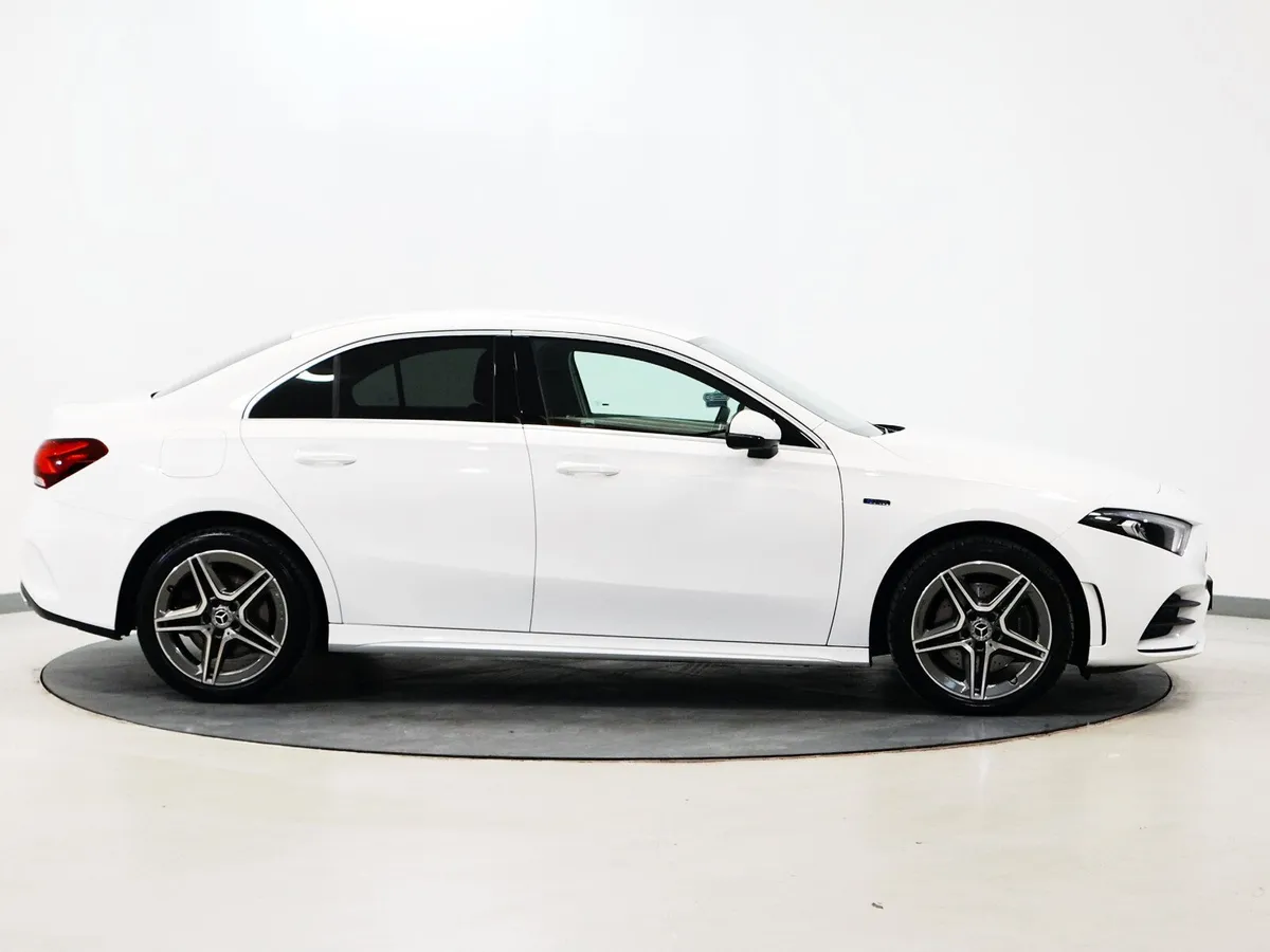 *50* 2021 Mercedes-Benz AMG 1.3 AMG LINE AUTO - Image 3