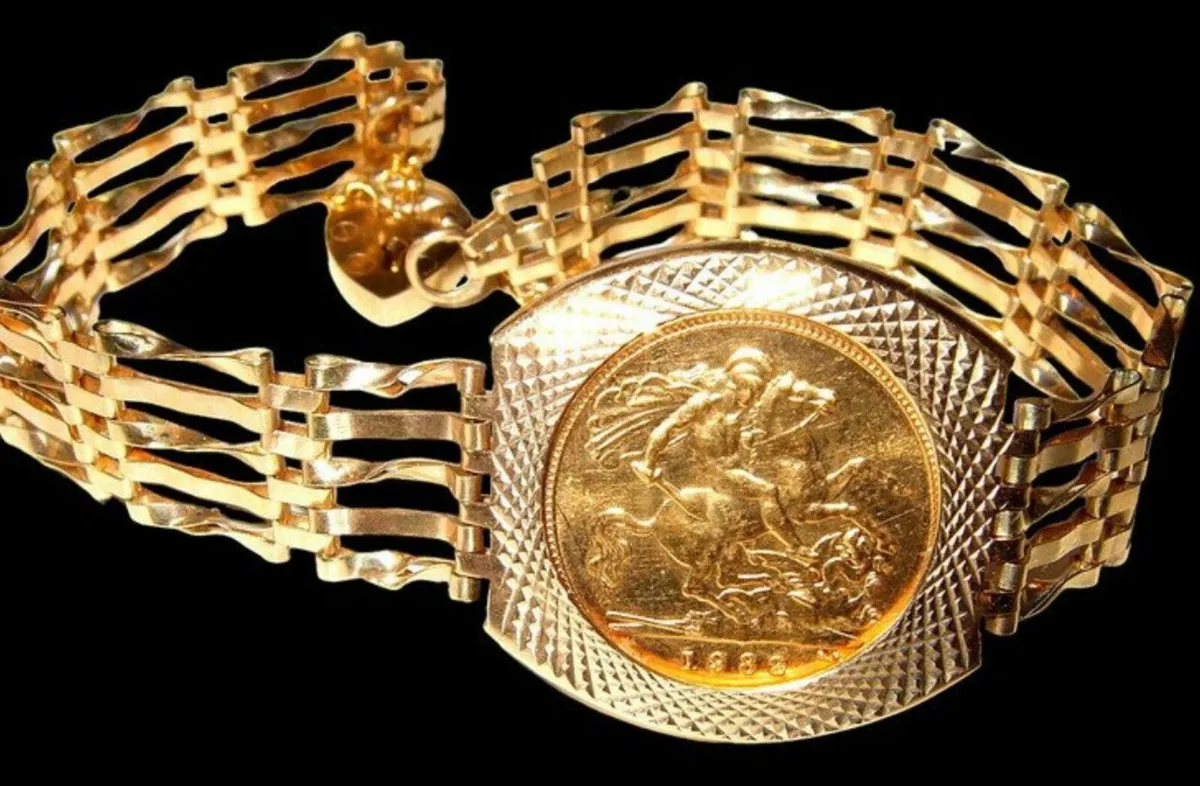 Vintage Hallmarked 9ct Gold Bracelet - Image 4