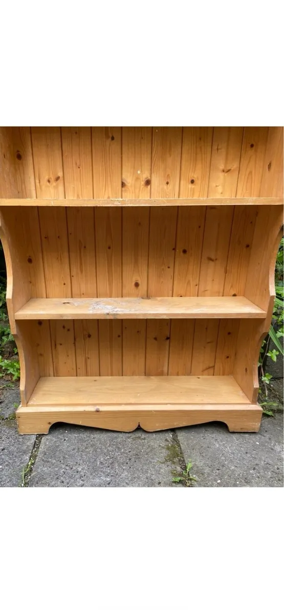 Old Style Pine Dresser/Bookcase - Image 3