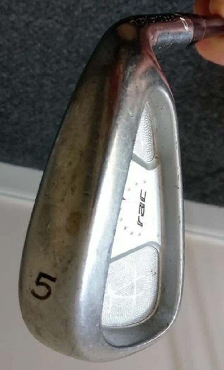 golf club  no.5 iron - Image 1