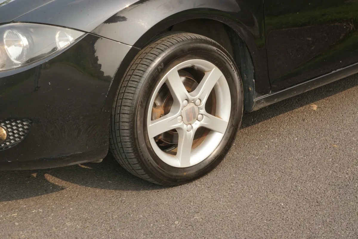 Seat leon (low mileage) - Image 4