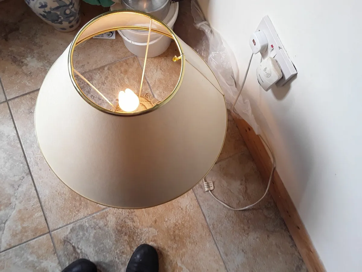 Lovely vintage lampshade - Image 4