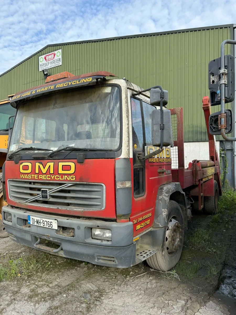 Volvo FL6 220 - Image 1