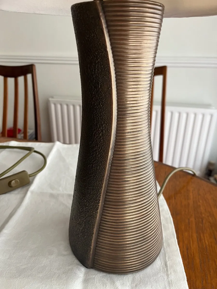 2 x. Genesis bronze lamps - Image 2