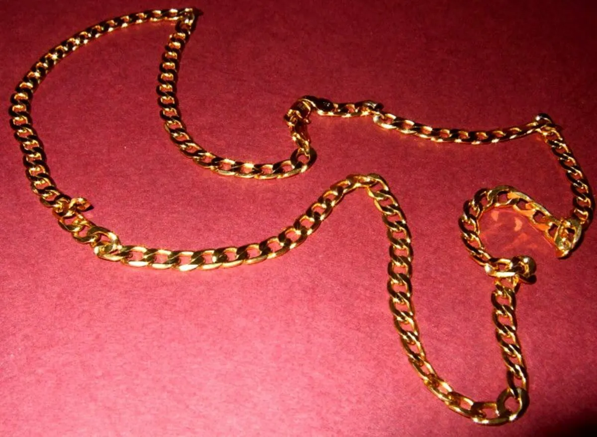Vintage Hallmarked 9ct Gold 24" Necklace - Image 4