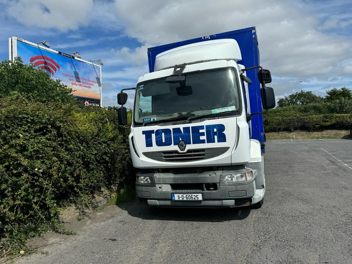Daf Mitsubishi Renault man scania - Image 4