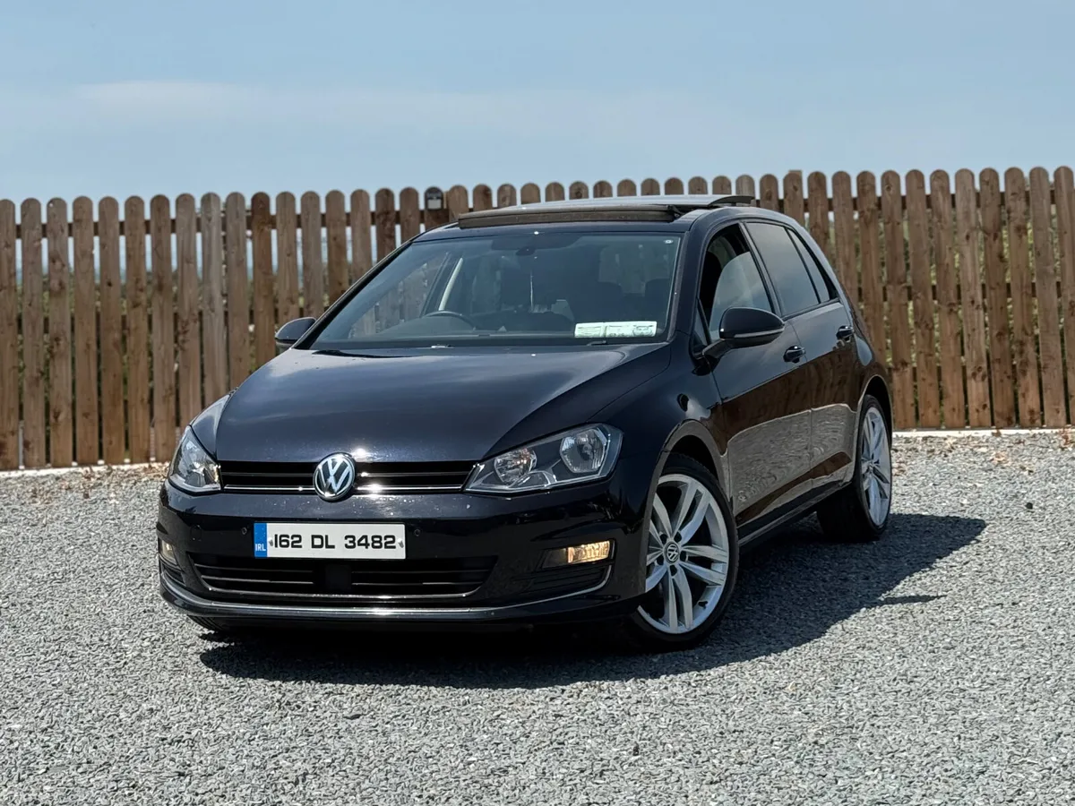 VOLKSWAGEN GOLF GT PAN ROOF - Image 2