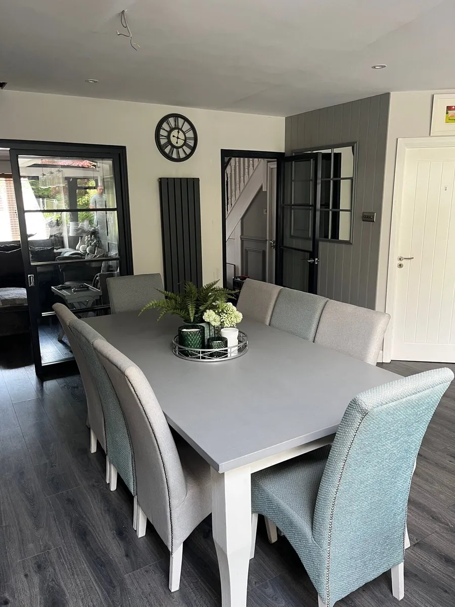 8-Seater Dining Room Table - Image 2