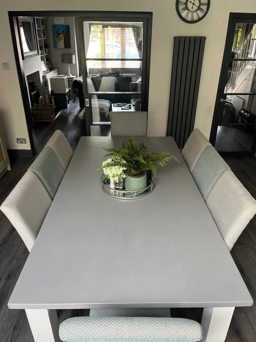8-Seater Dining Room Table - Image 3