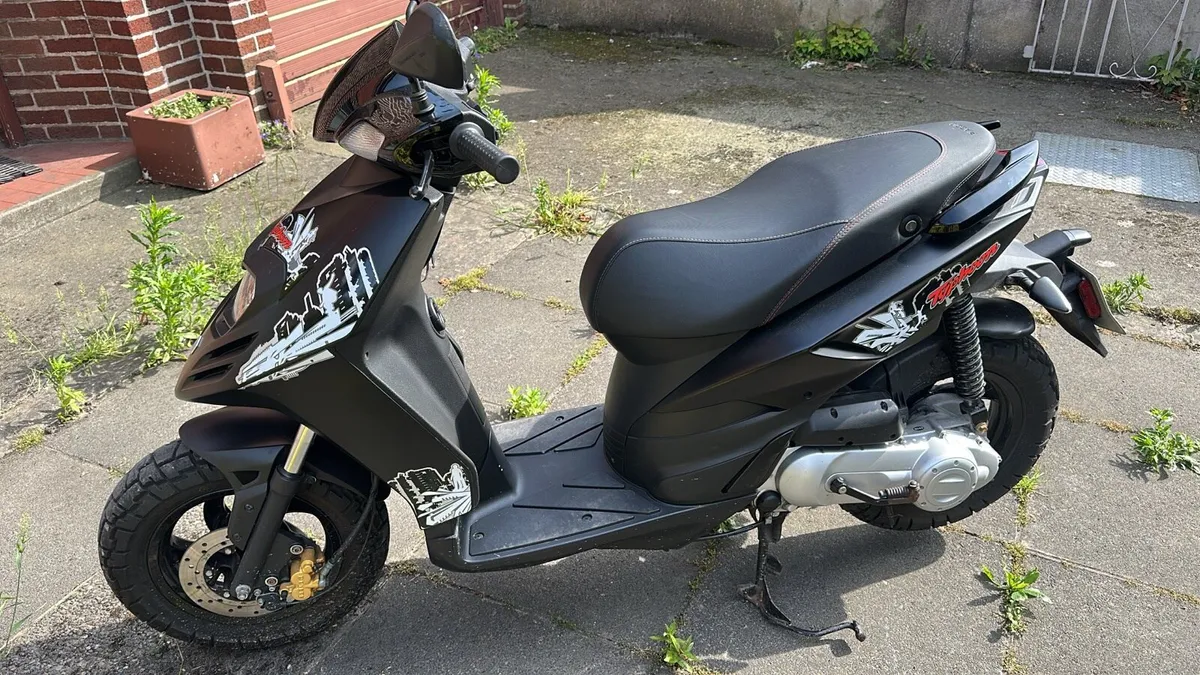 Piaggio Typhon 50cc 2t - Image 2