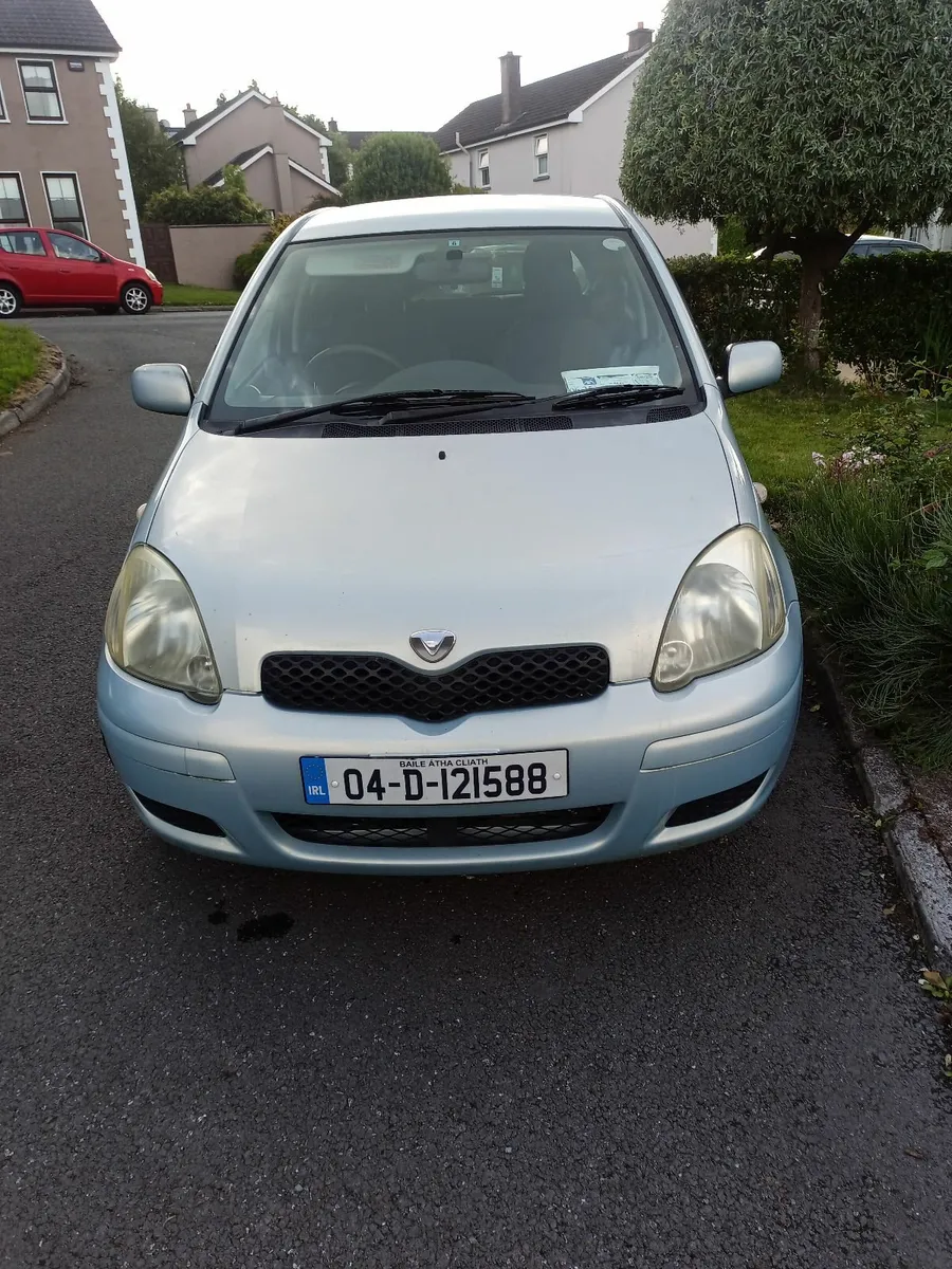 Toyota Vitz 2004 - Image 1