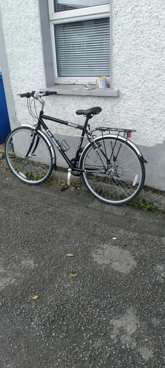 Man's 28inch bike in excellent condition priced - Image 3