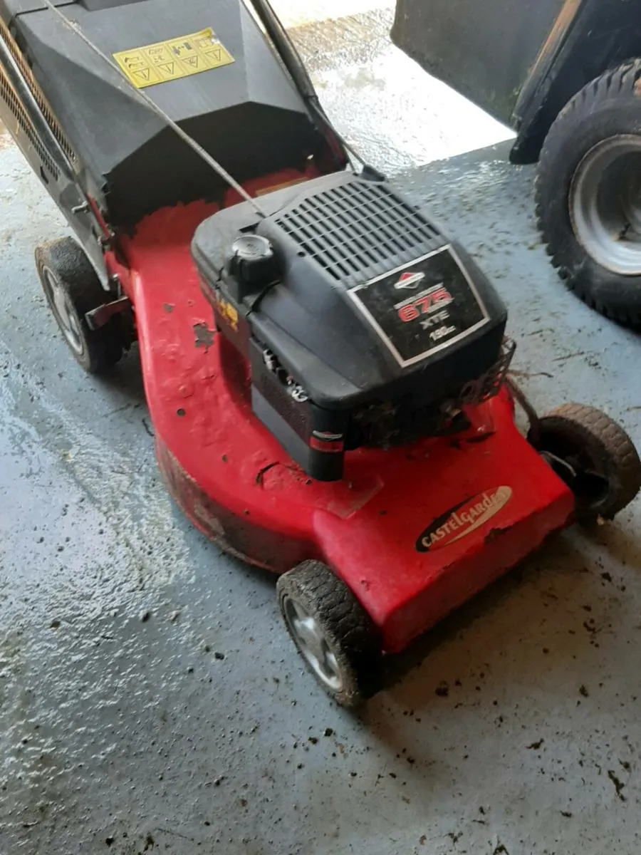 Self drive mower - Image 1
