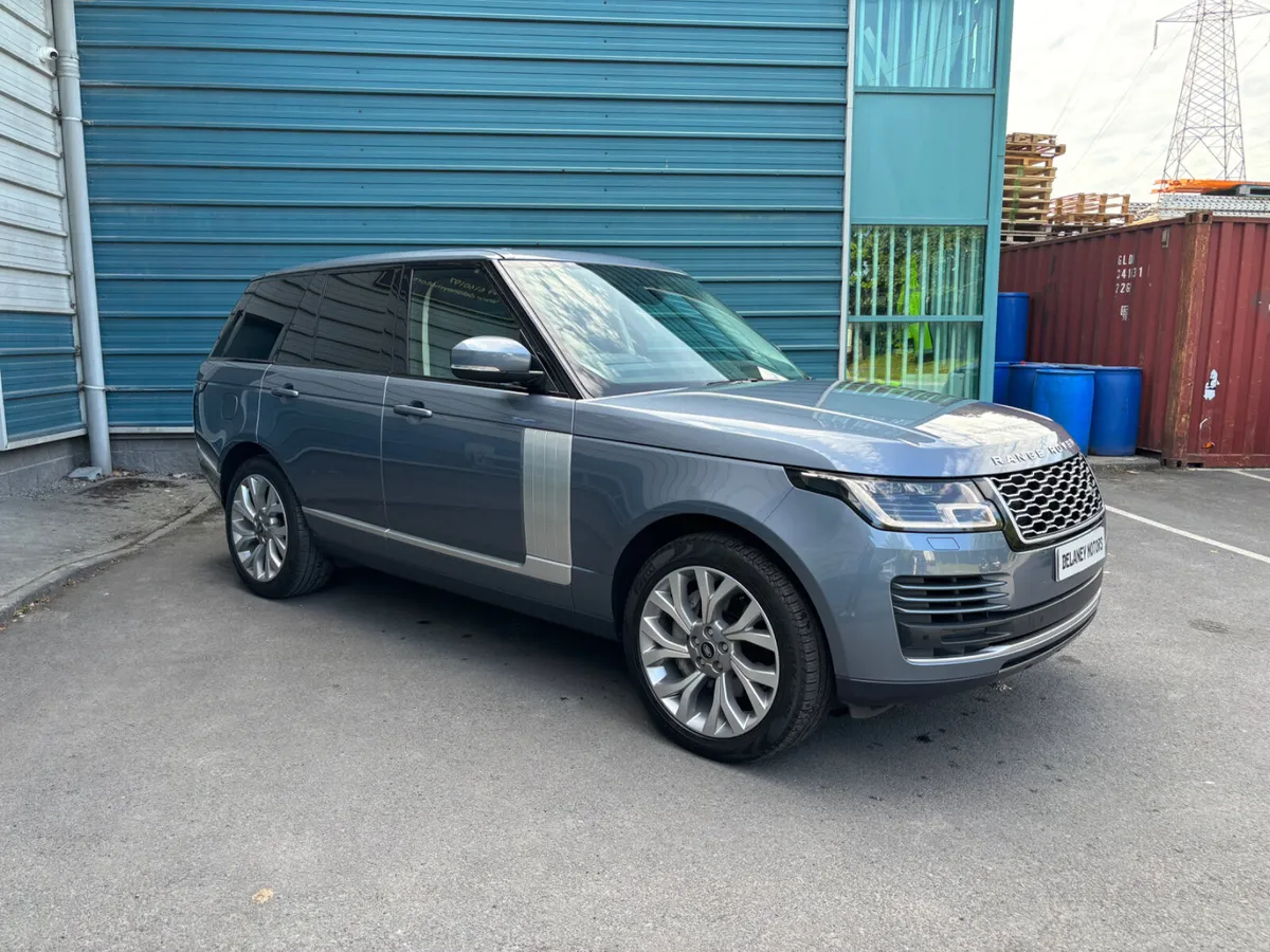 221 Range Rover Vogue N1 2 Seat Commercial - Image 3