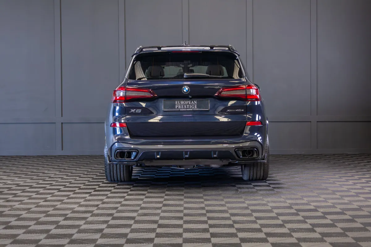 2021 BMW X5 X-Drive 45e M-Sport - Image 4