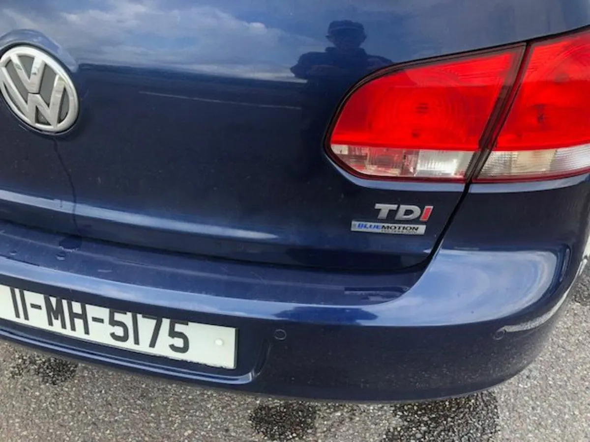 Volkswagen Golf 2011 - Image 3