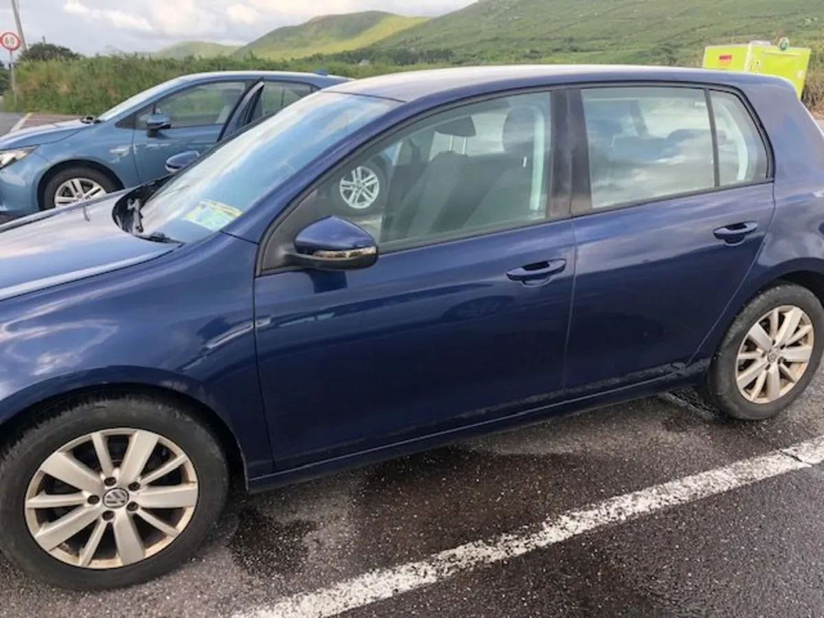 Volkswagen Golf 2011 - Image 4