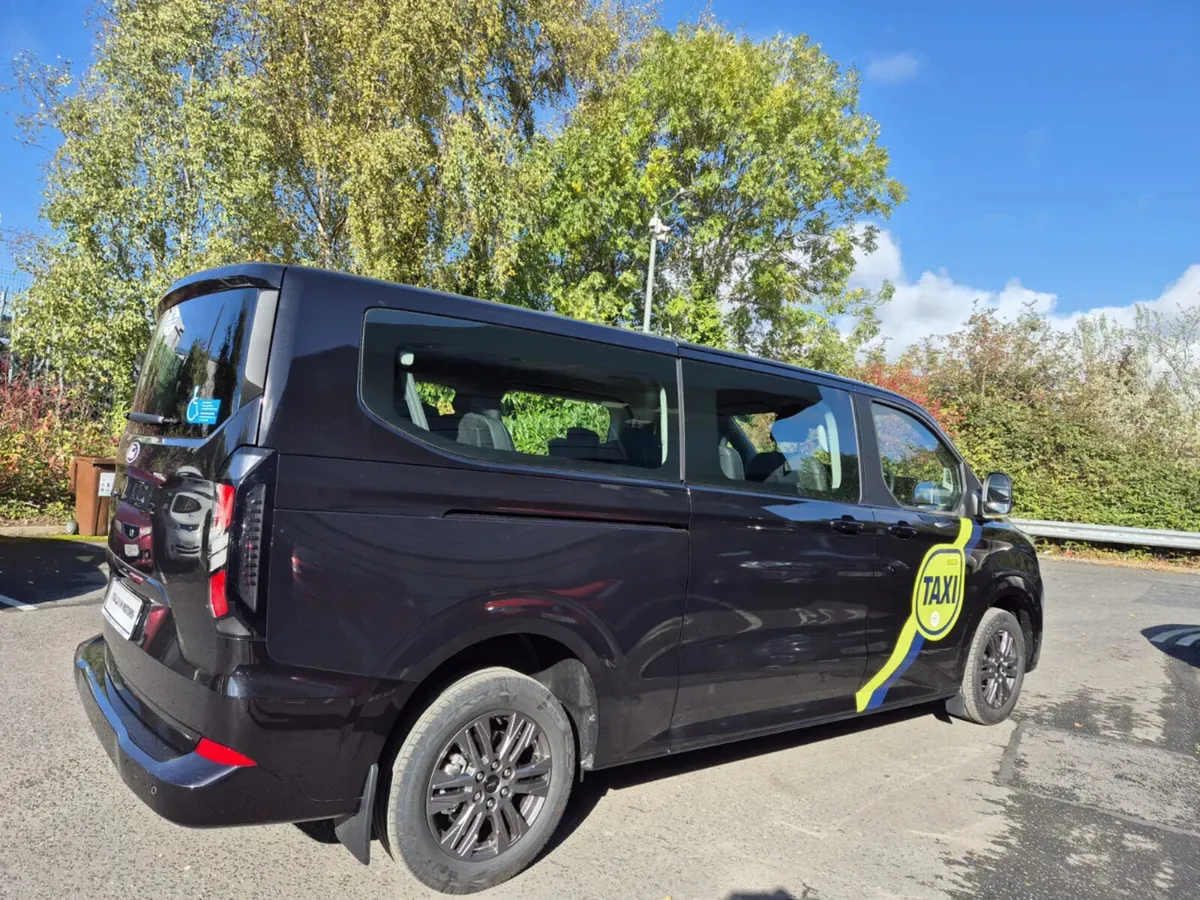 FORD TOURNEO CUSTOM 2025/PLUG-IN-HYBRID/WAV! - Image 4