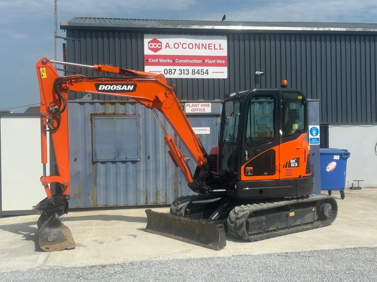 2014 DOOSAN DX63-3 - Image 1