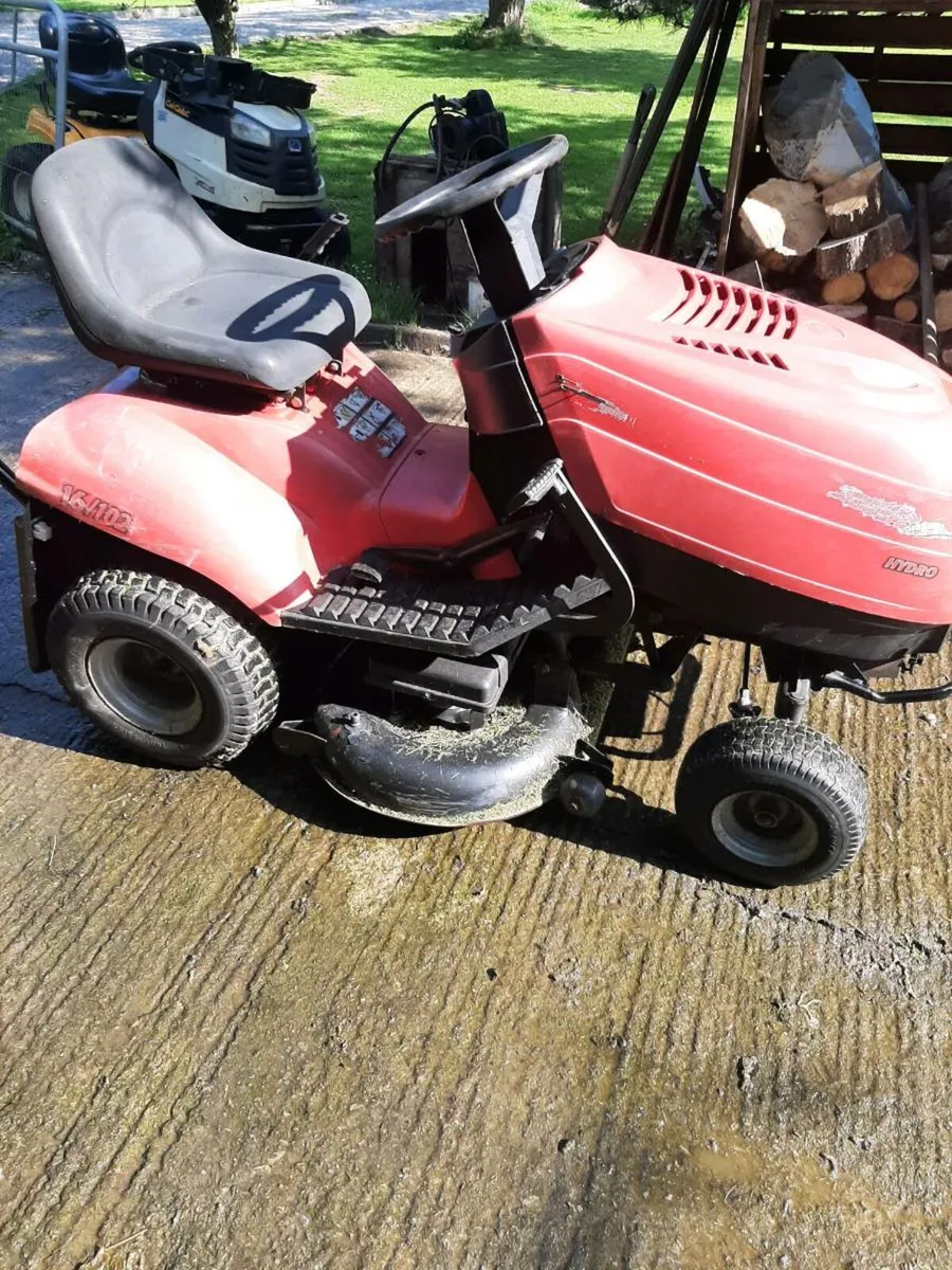 Ride on mower - Image 2