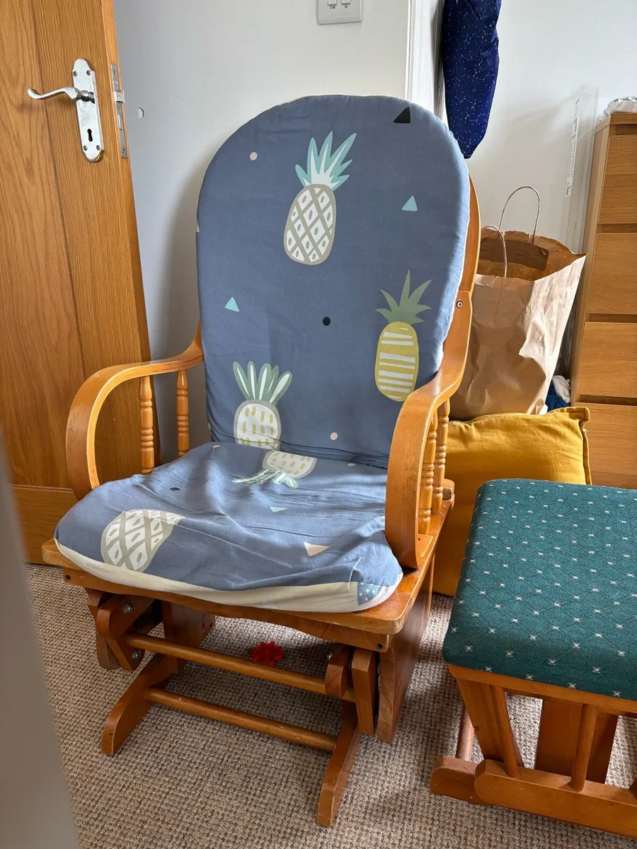 Rocking chair and stool - Image 2