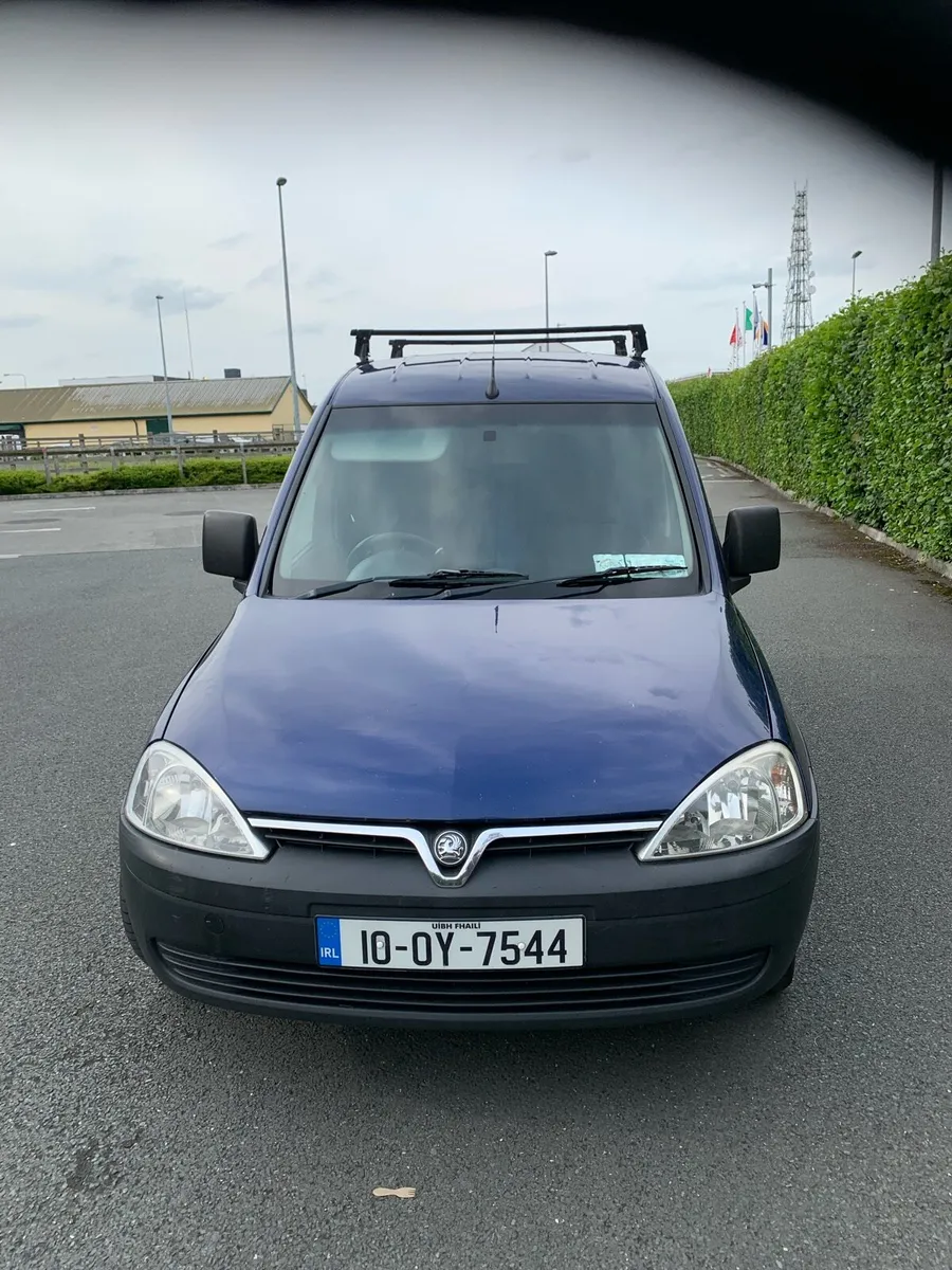 Vauxhall combo van 1.3 diesel - Image 1