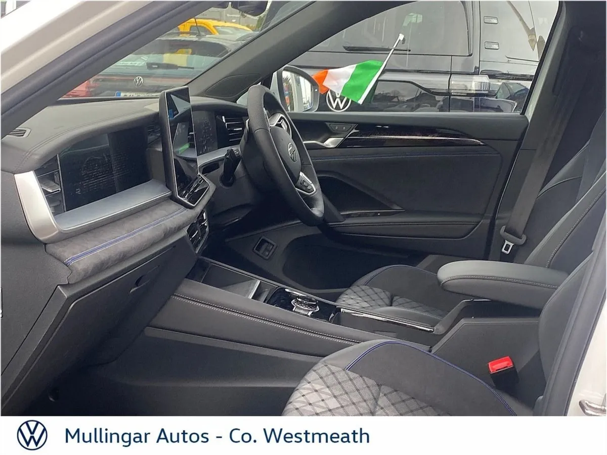 Volkswagen Tayron Ex Demo R-line 75 1.5 Phev DSG - Image 4