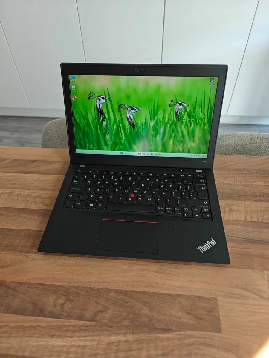 Lenovo ThinkPad X280 | i7 | 8GB | 256GB | Touch - Image 1