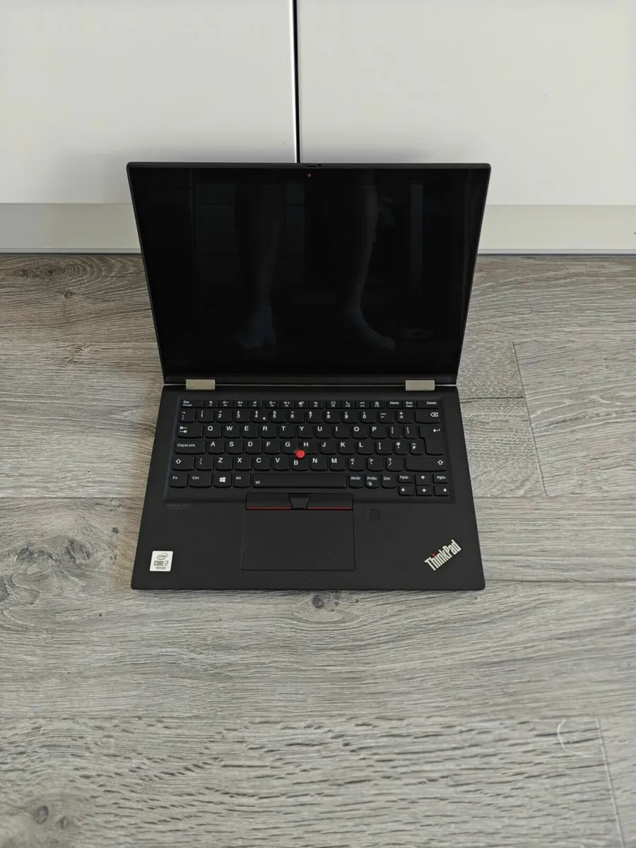 Lenovo Thinkpad X13 Yoga | i7 (10th gen) | 16GB | - Image 2