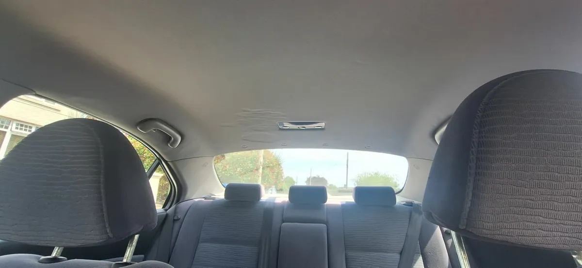 Nissan Primera 1.8, automatic, LOW MILEAGE - Image 3