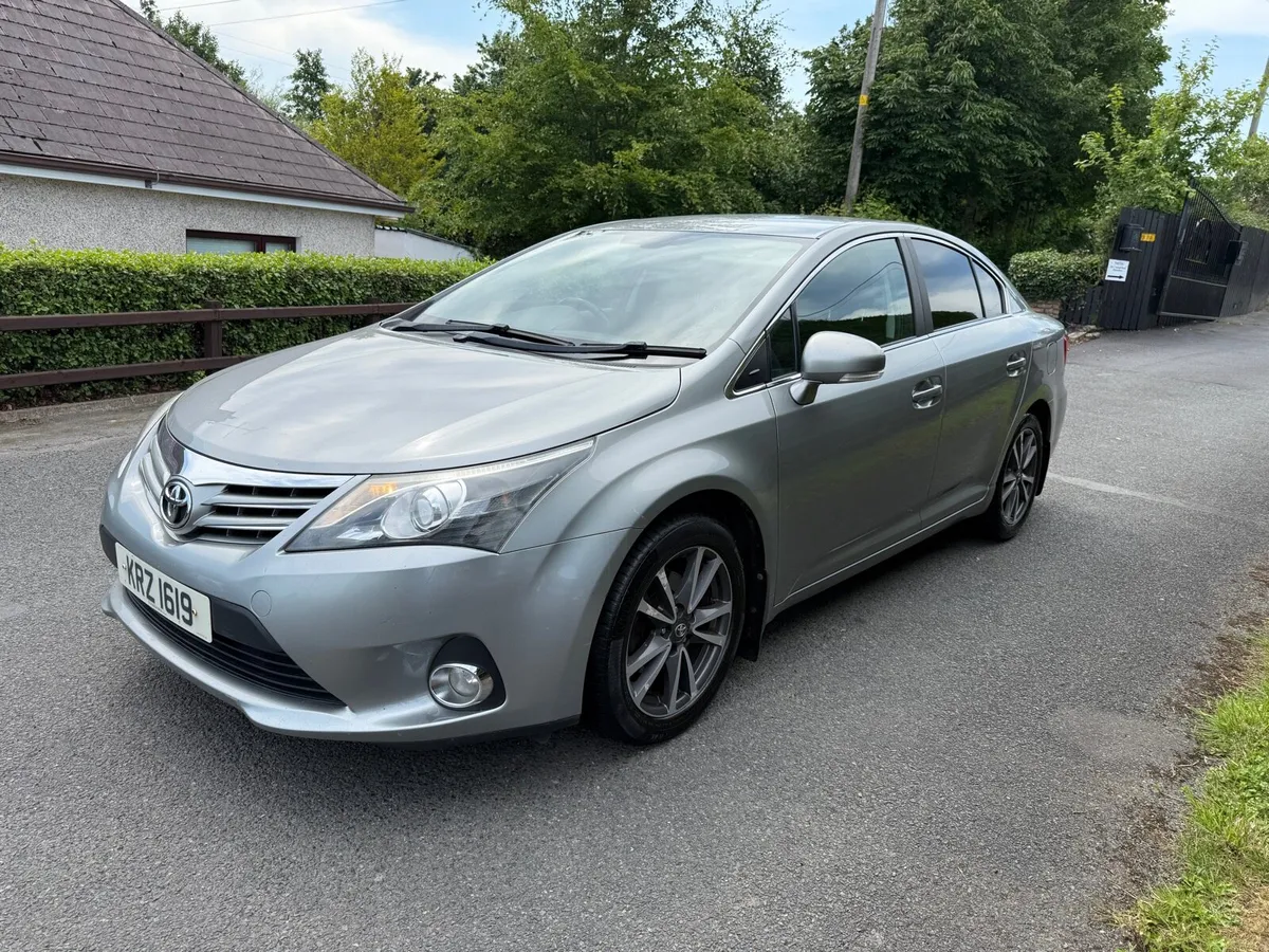 2013 Toyota Avensis 2.0 D4D TR Manual Long Mot - Image 3