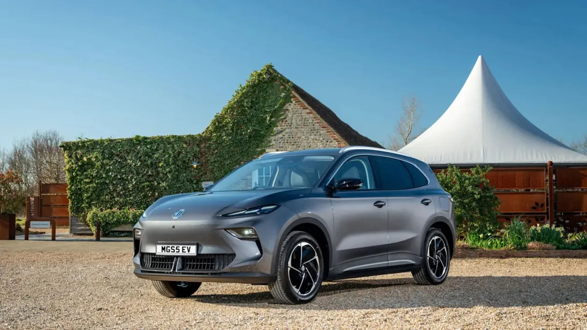 MG MG S5 EV/2025/ELECTRIC/AUTO/TAXI SPEC - Image 2