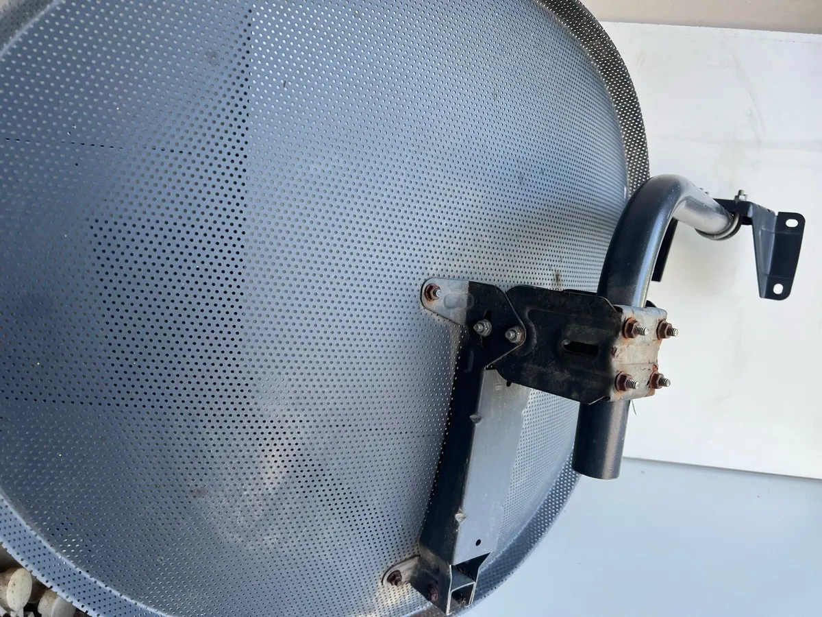 Sky dish - Image 2