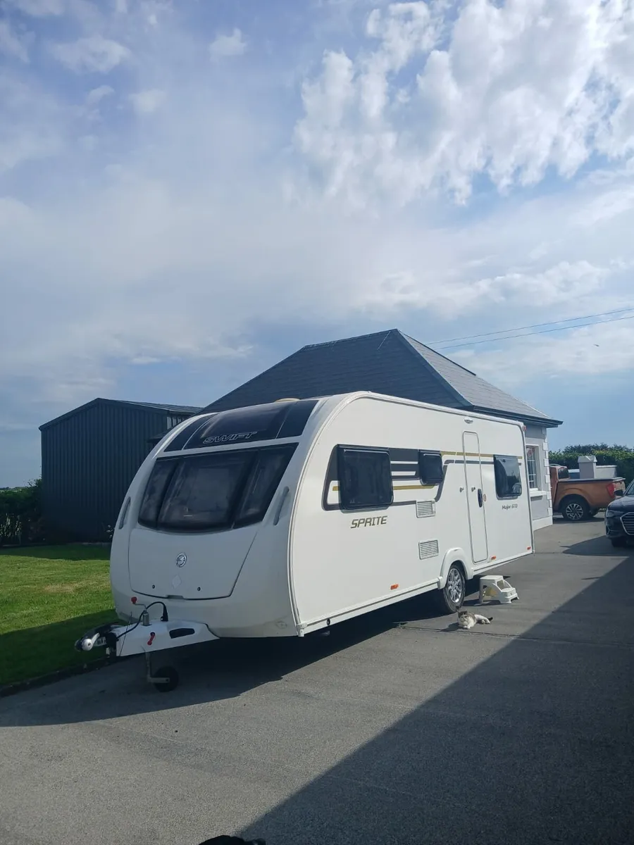 Caravan - Image 1