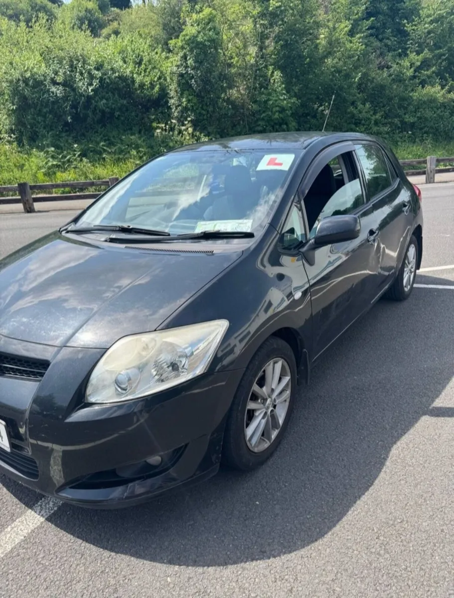 Toyota auris 2009 - Image 3