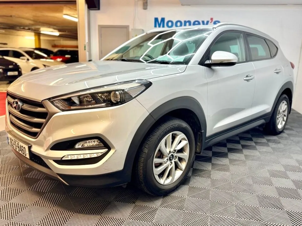 Hyundai Tucson Comfort Plus 5DR Car OF THE Week - Image 4