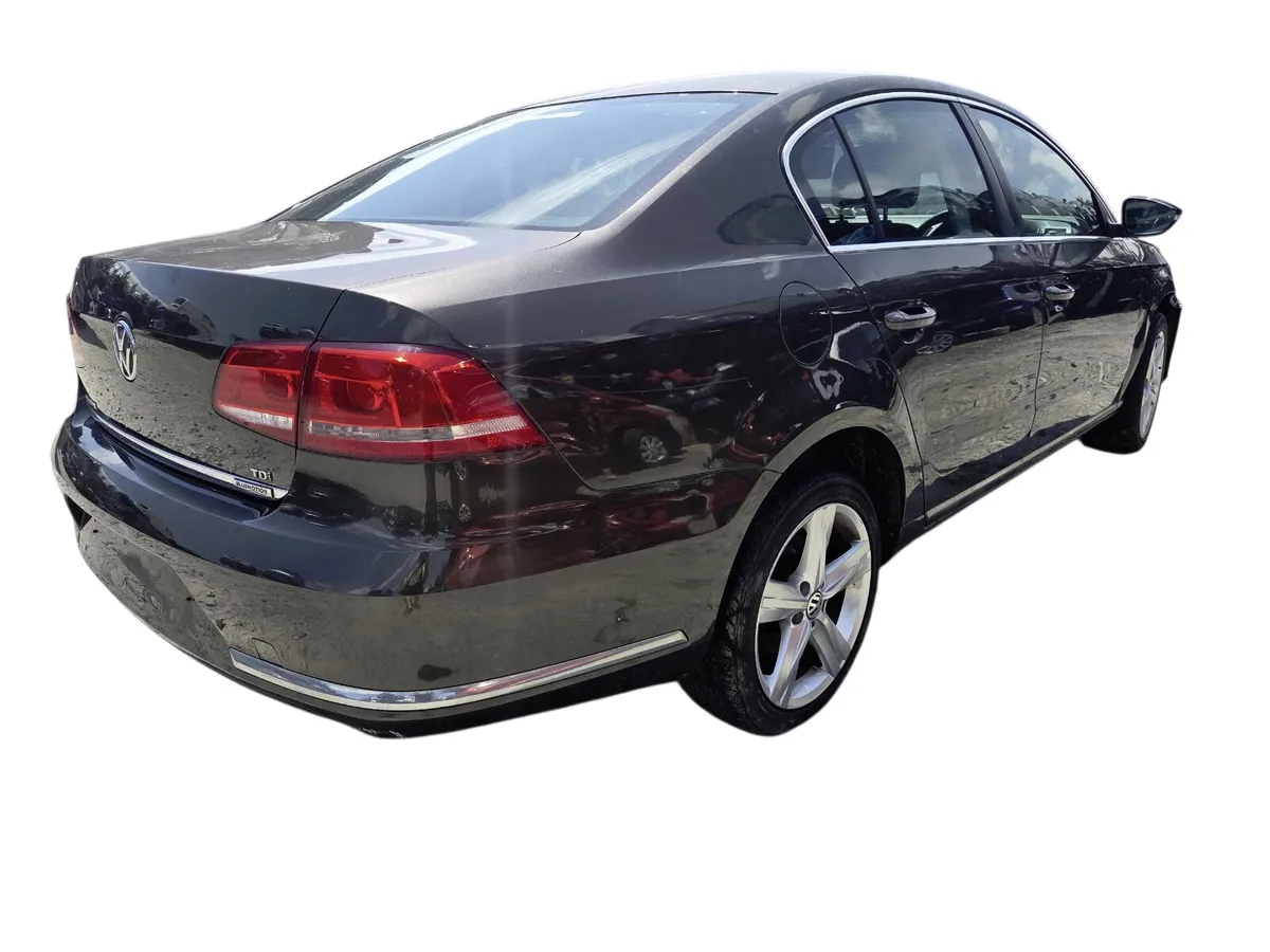 2012 VOLKSWAGEN PASSAT Breaking/Dismantling - Image 3