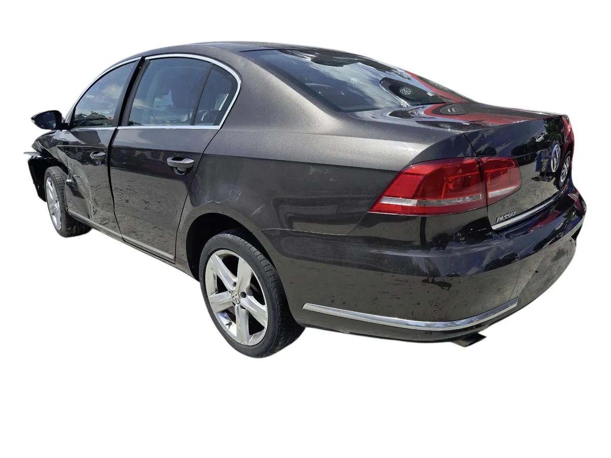 2012 VOLKSWAGEN PASSAT Breaking/Dismantling - Image 4