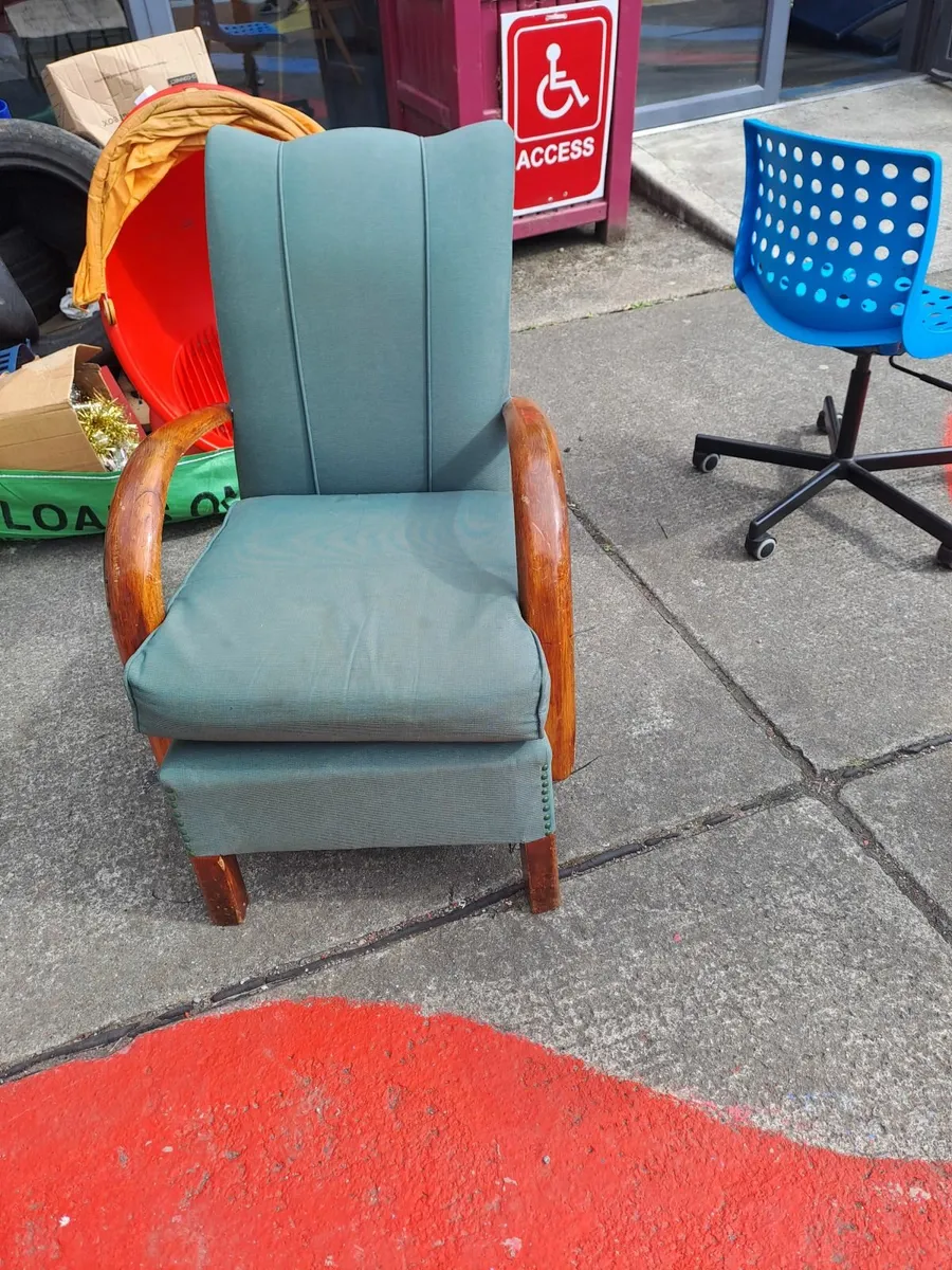 Vintage chair - Image 1
