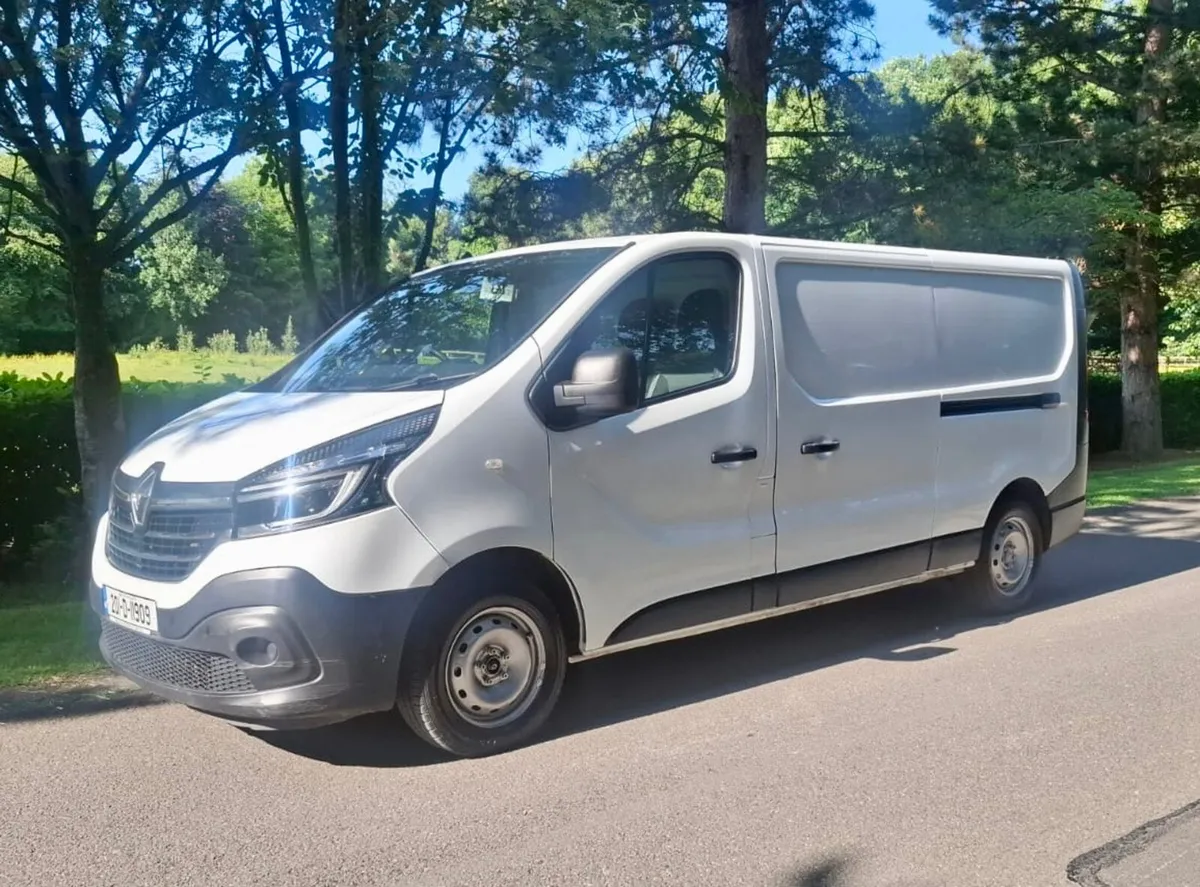 Renault Trafic 2020 DOE 6/26 - Image 1