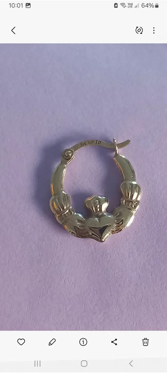 A pair of 9ct gold Claddagh hoop earrings - Image 1