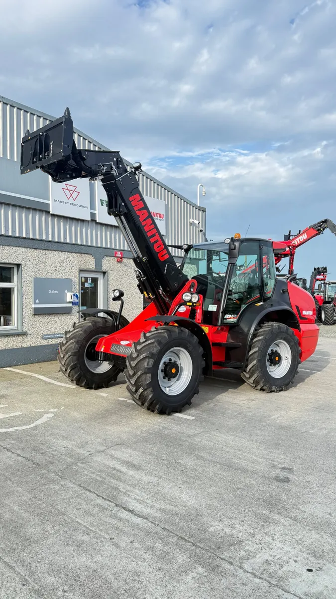 New Manitou MLA T 533-145's In Stock - Image 2