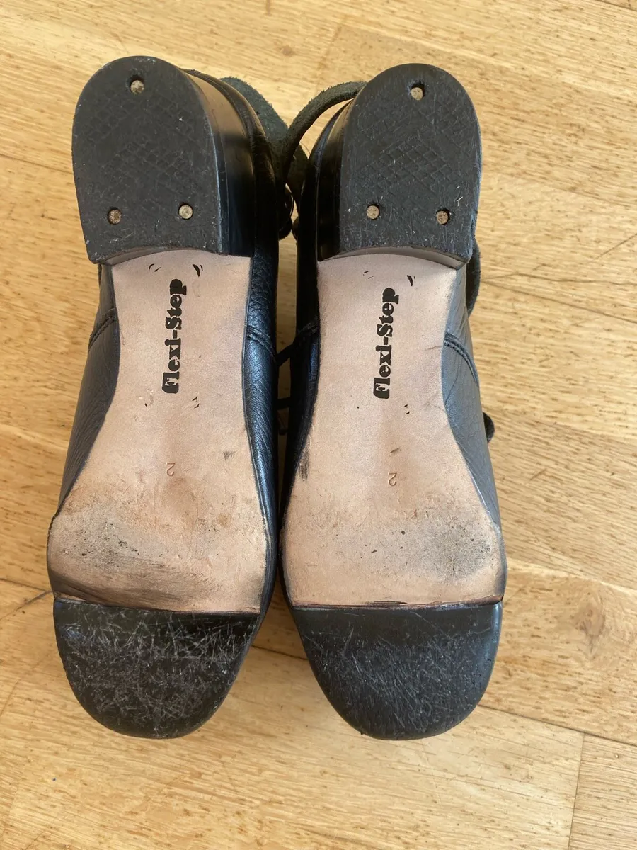Irish ‘heavy’ dance shoes - €30.00 - Image 2