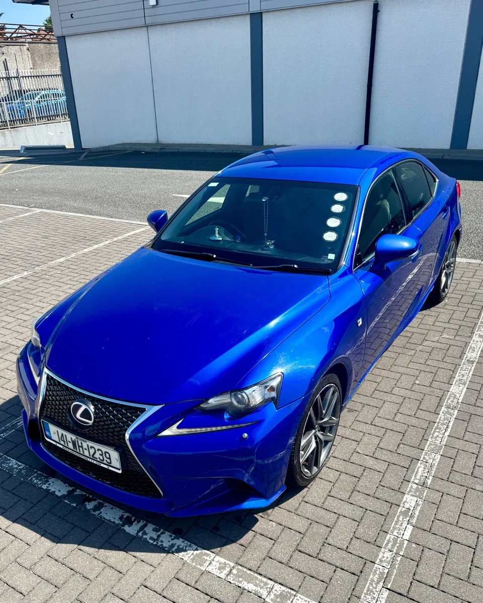 Lexus IS300h 2.5 Hybrid F Sport - Image 3